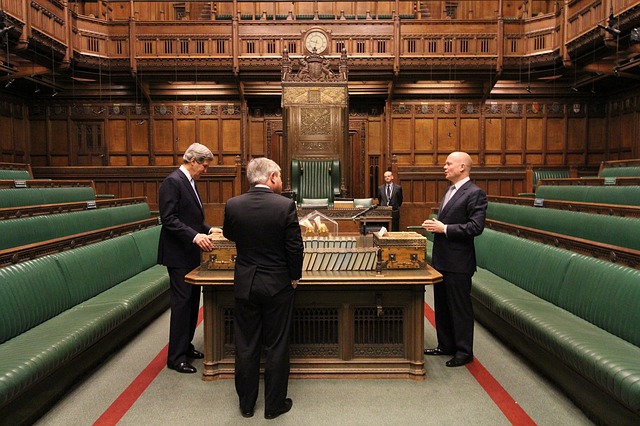 londres-debats-parlementaires-chambre-lords-communes