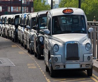 stansted-transfert-aeroport-black-cab-taxi