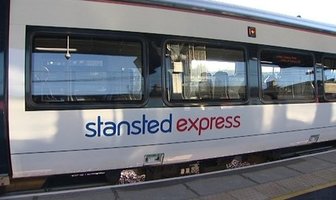 train-stansted-express-transfert-aeroport-londres
