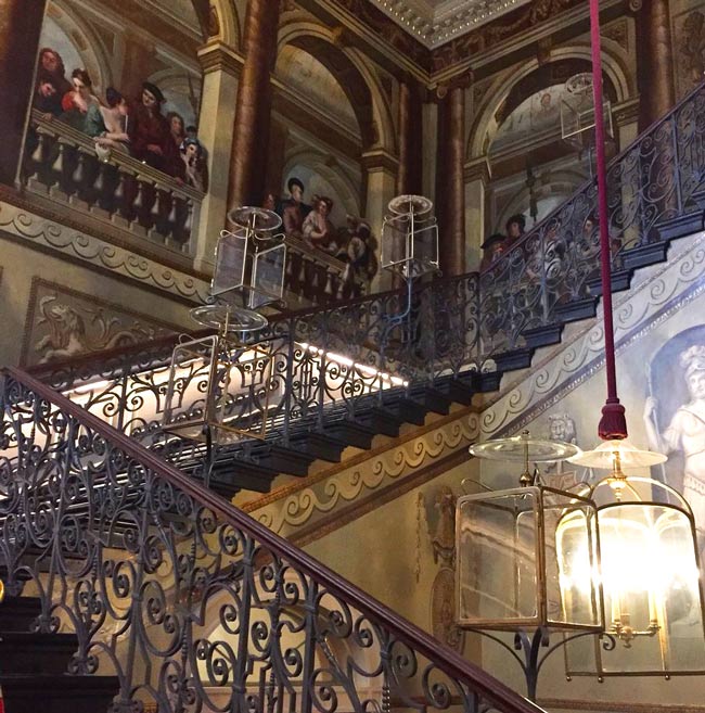 Kensington-palace-grand-escalier