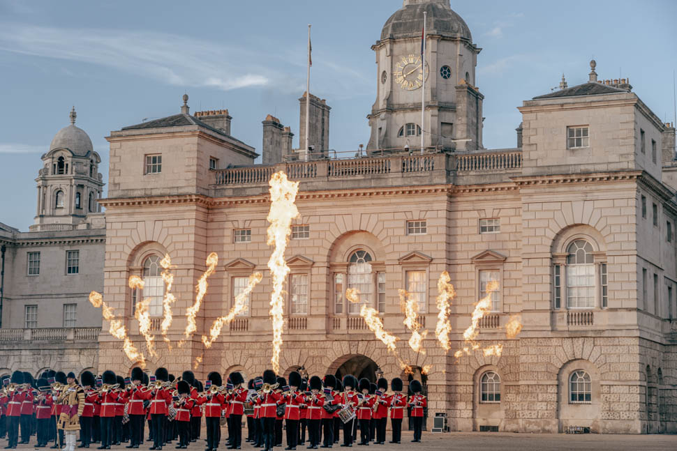 Beating-Retreat feu d'artifice à Horse Guards Parade