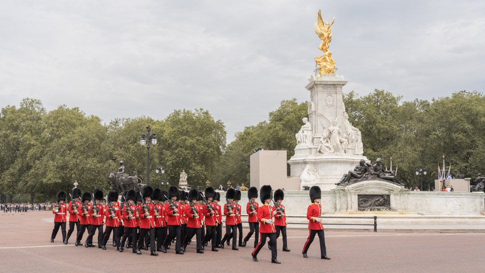 Gardes-Buckingham-Palace