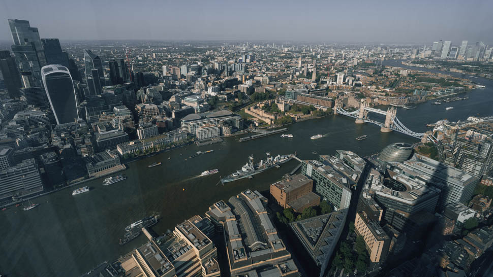 vue su Shard sur les méandres de la Tamise