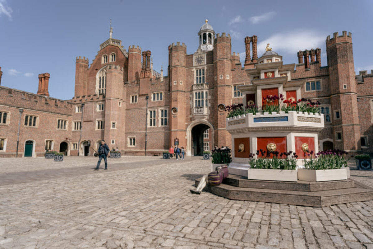 Hampton Court Palace : un château de style Tudor