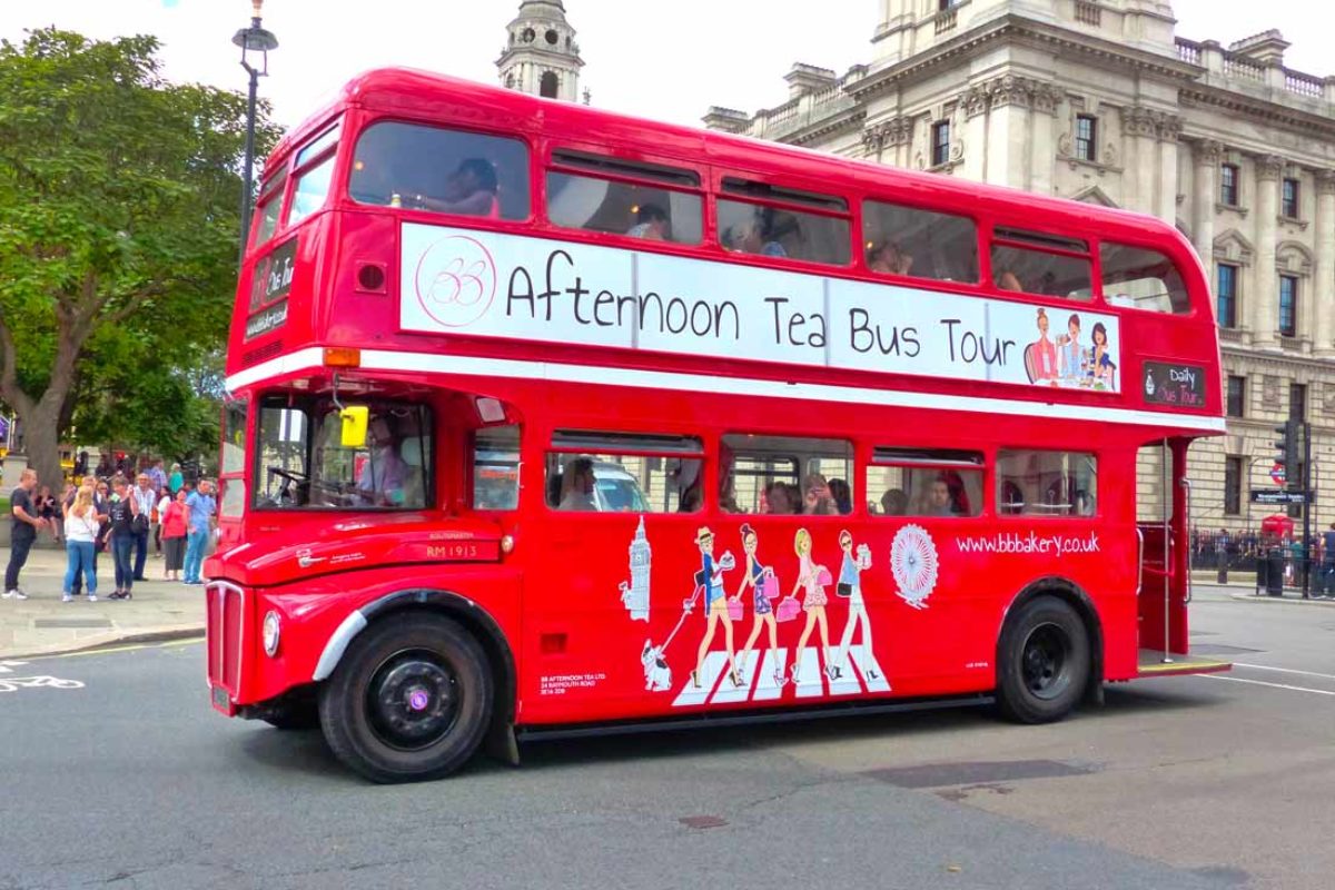 B-Bakery : l’afternoon tea dans un bus vintage