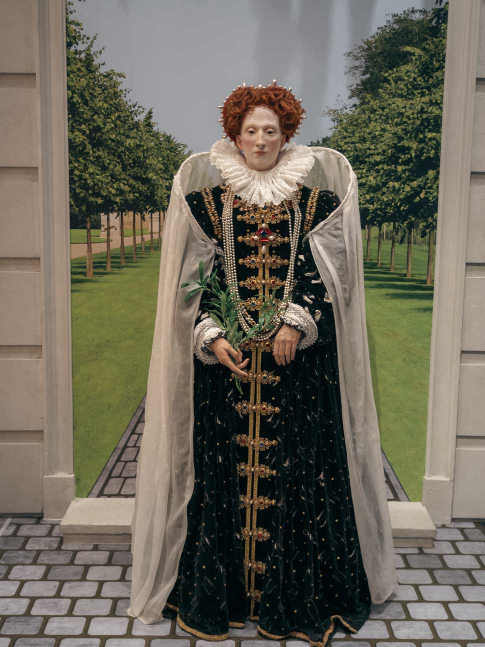 ElizabethI-Madame-tussauds