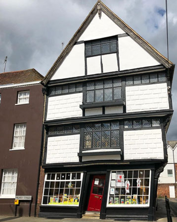 Crooked-house-canterbury