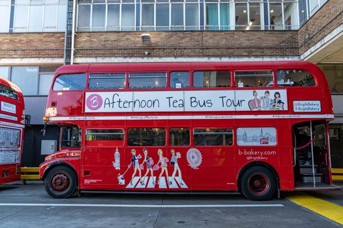 Brigit’s Bakery : Afternoon tea dans un bus à impériale