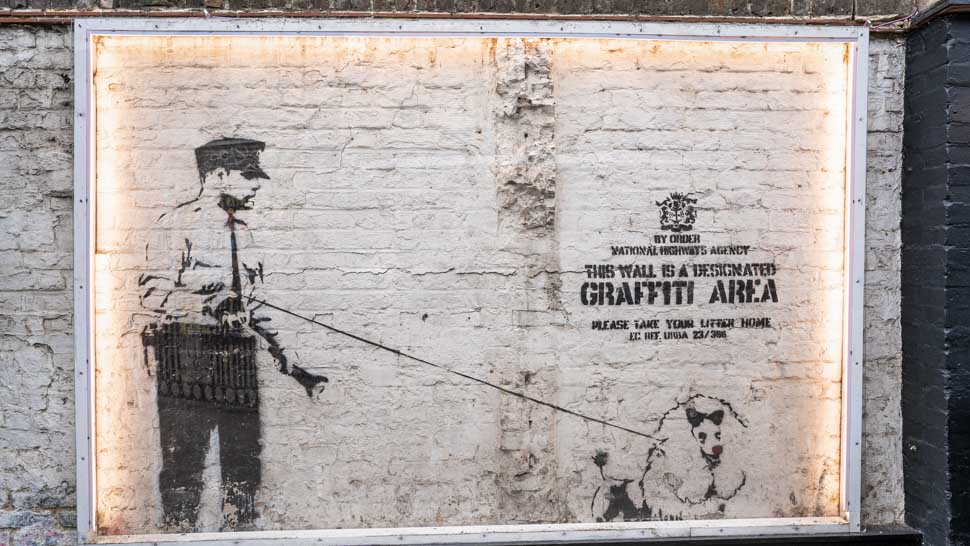 Banksy - Guard dog