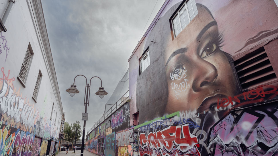 Street art de Dreph rendant hommage a Michelle Obama à brixton 