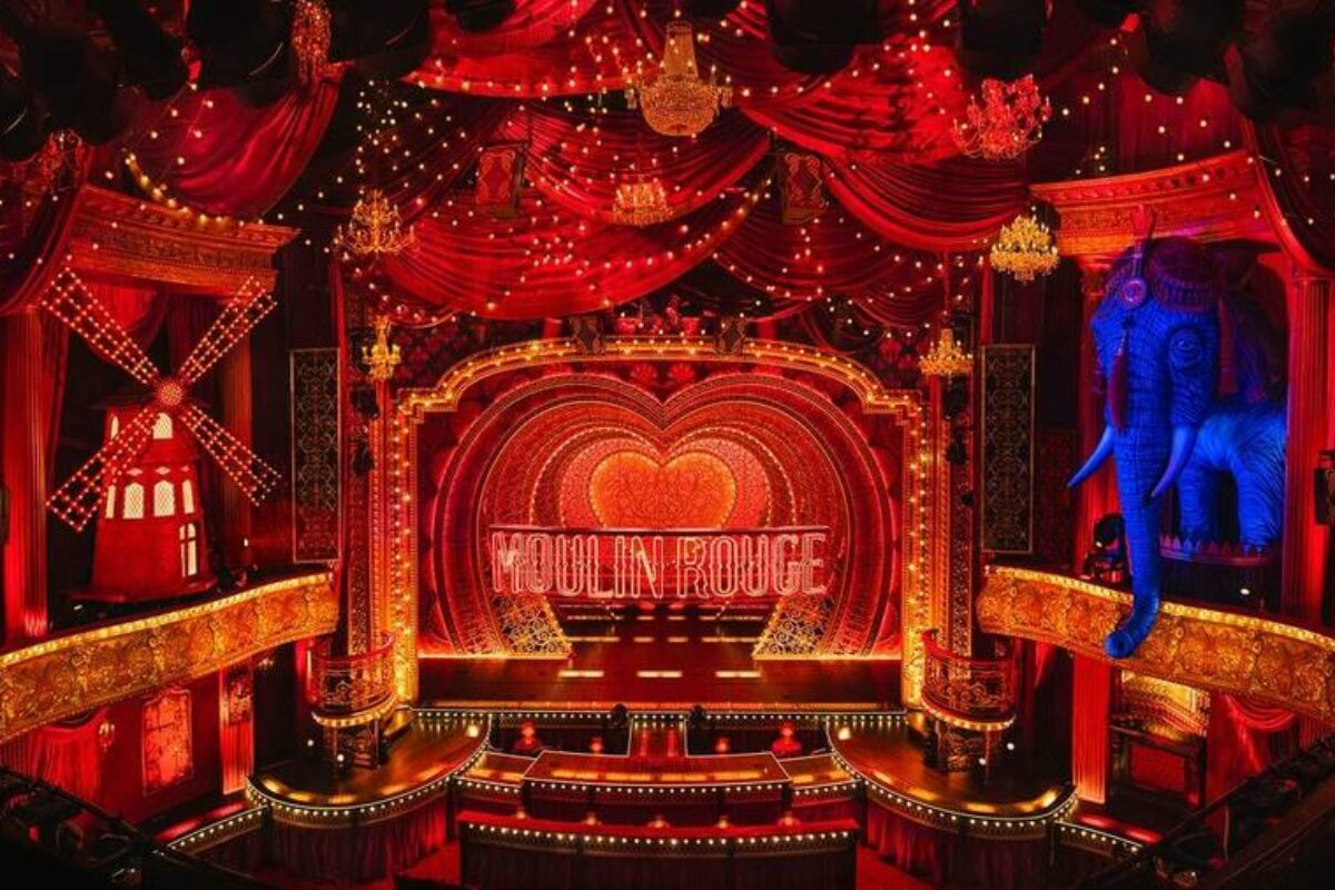 Moulin Rouge ! Une comédie musicale juke-box !