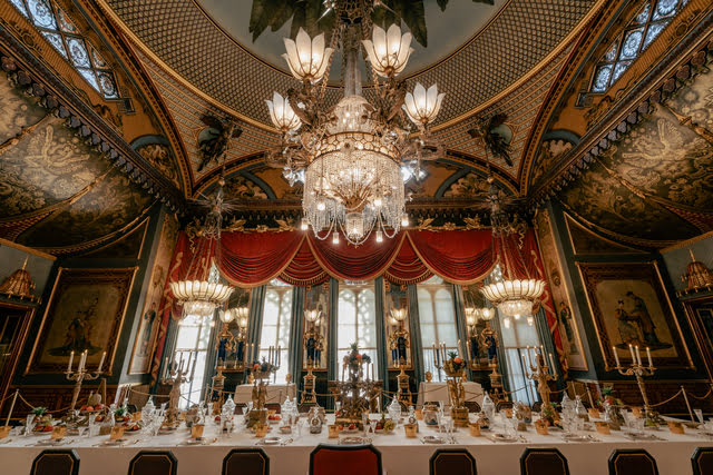 Royal-Pavilion-salle-banquets