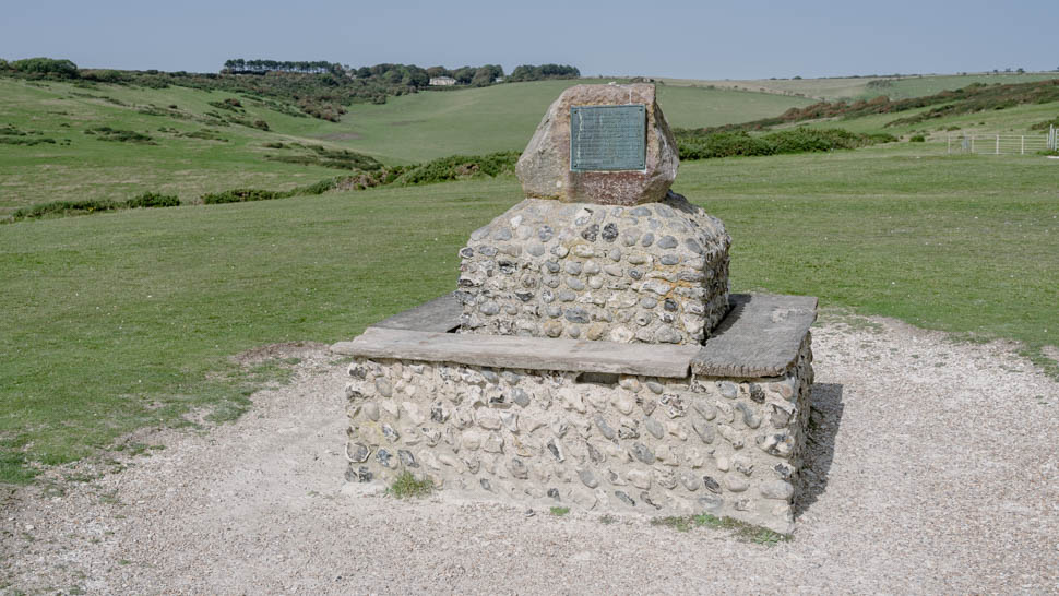 Seven-sisters-campbell-monument