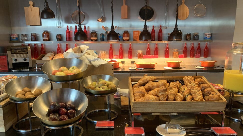 CitizenM-Shoreditch-petit-dejeuner