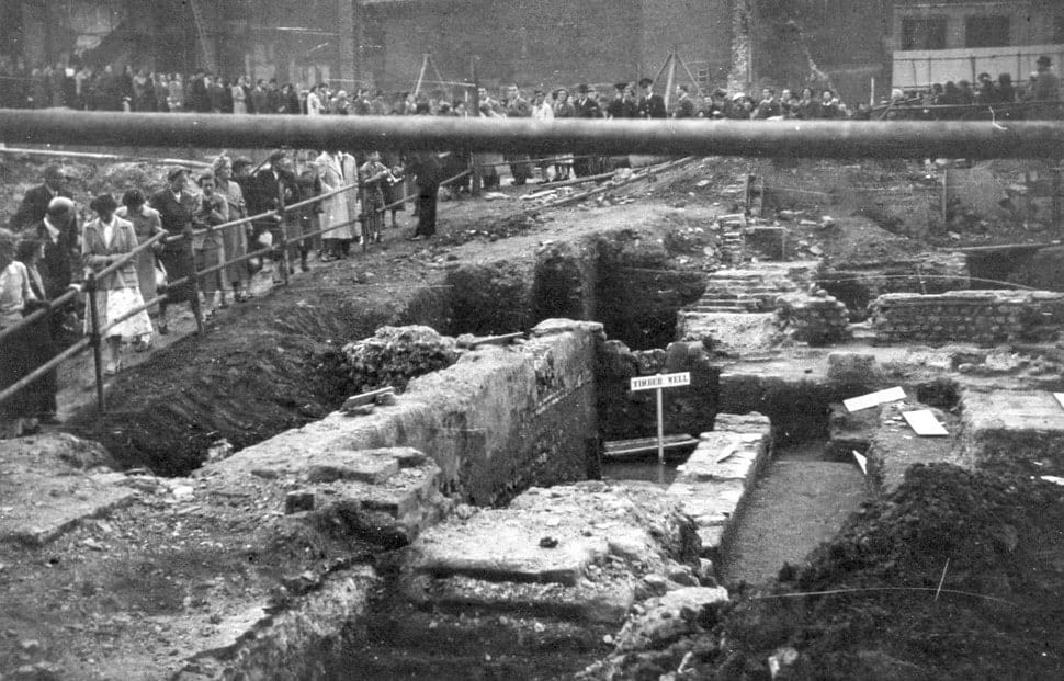 Fouilles archéologiques de London Mithraeum